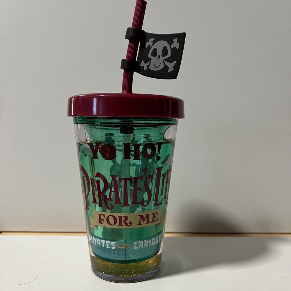 Disney Parks‎ Pirates of the Caribbean Mickey Mouse Water cup mini sipper straw